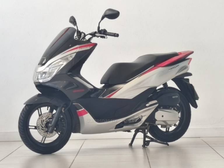 HONDA - PCX - 2017/2018 - Cinza - R$ 14.900,00