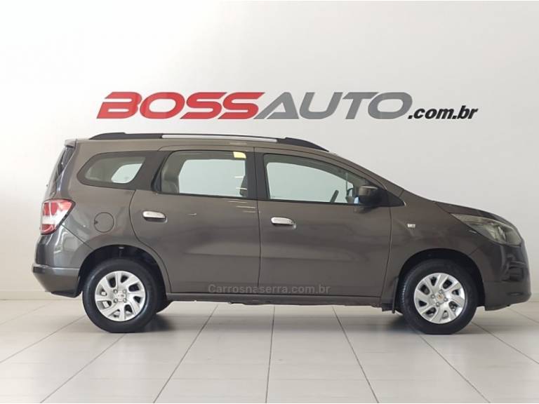 CHEVROLET - SPIN - 2012/2013 - Cinza - R$ 53.900,00