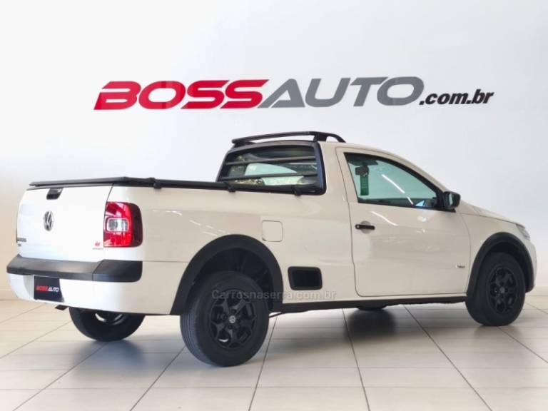VOLKSWAGEN - SAVEIRO - 2012/2012 - Branca - R$ 37.900,00