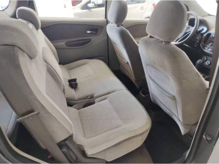 CHEVROLET - SPIN - 2012/2013 - Cinza - R$ 53.900,00