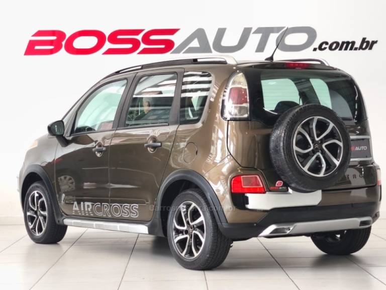 CITROËN - AIRCROSS - 2010/2011 - Marrom - R$ 34.900,00