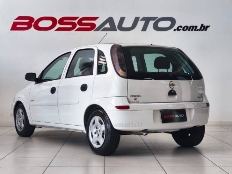 CHEVROLET - CORSA - 2011/2012 - Branca - R$ 33.900,00
