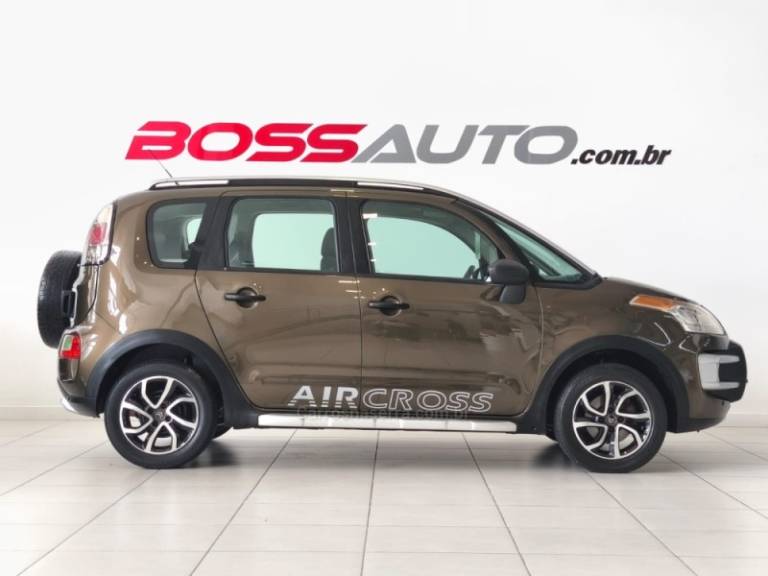 CITROËN - AIRCROSS - 2010/2011 - Marrom - R$ 34.900,00