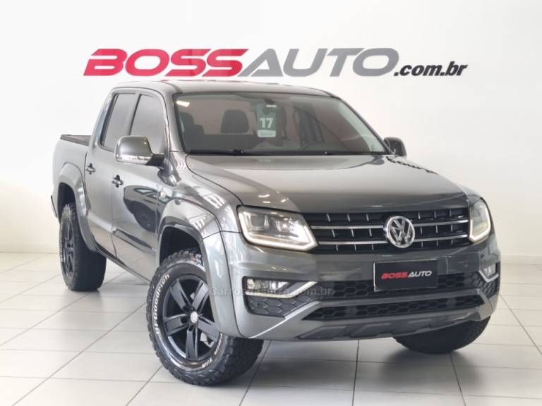 VOLKSWAGEN - AMAROK - 2016/2017 - Cinza - R$ 120.900,00
