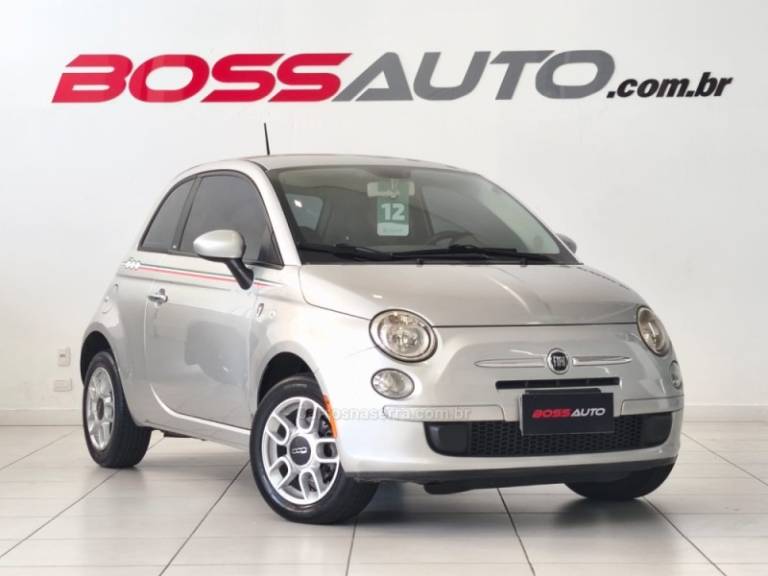 FIAT - 500 - 2011/2012 - Prata - R$ 39.900,00
