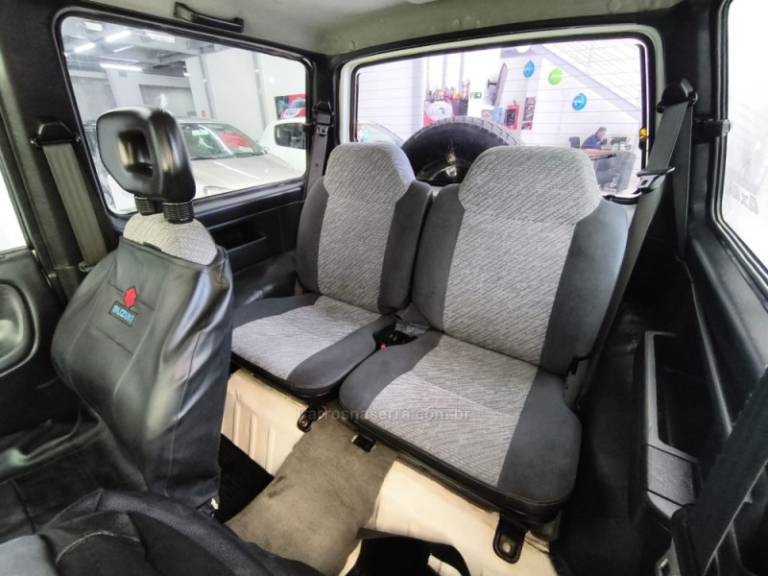SUZUKI - VITARA - 1996/1997 - Branca - R$ 39.900,00