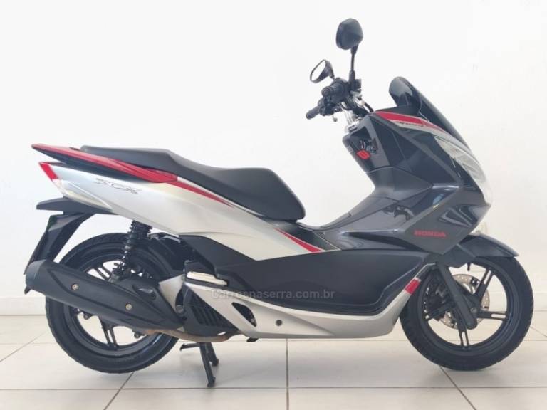 HONDA - PCX - 2017/2018 - Cinza - R$ 14.900,00