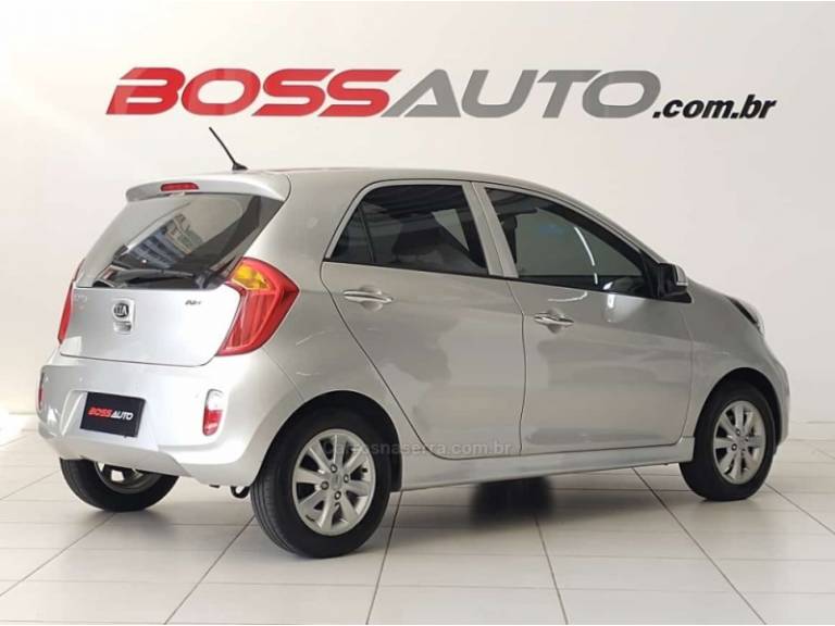 KIA MOTORS - PICANTO - 2013/2014 - Prata - R$ 48.900,00