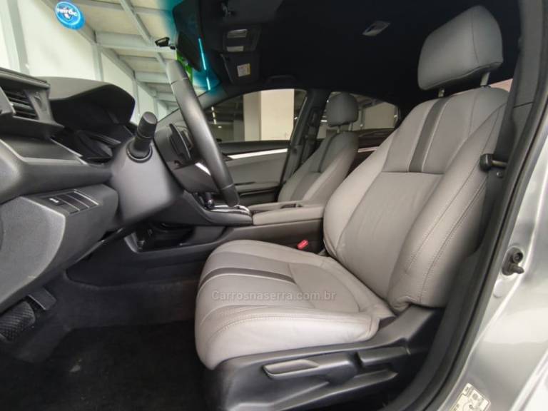 HONDA - CIVIC - 2019/2019 - Prata - R$ 113.900,00