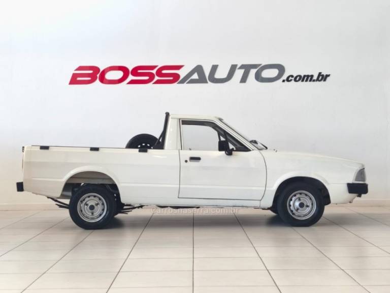 FORD - PAMPA - 1993/1993 - Branca - R$ 38.900,00