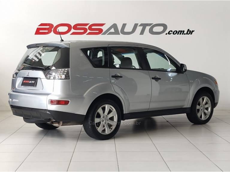 MITSUBISHI - OUTLANDER - 2009/2010 - Prata - R$ 53.900,00