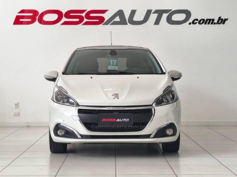 PEUGEOT - 208 - 2016/2017 - Branca - R$ 59.500,00