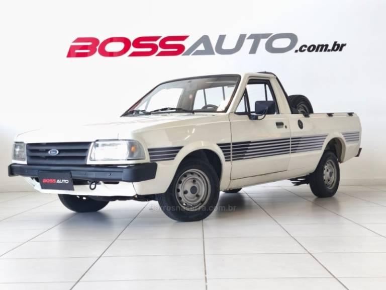 FORD - PAMPA - 1993/1993 - Branca - R$ 34.500,00