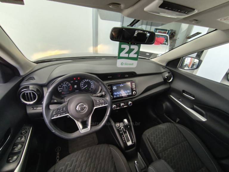 NISSAN - KICKS - 2022/2022 - Prata - R$ 96.500,00