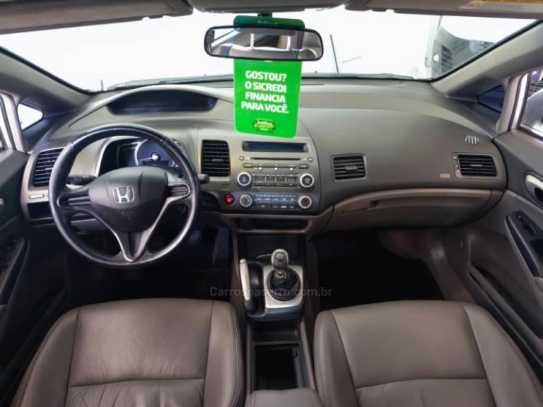 HONDA - CIVIC - 2008/2008 - Prata - R$ 45.990,00