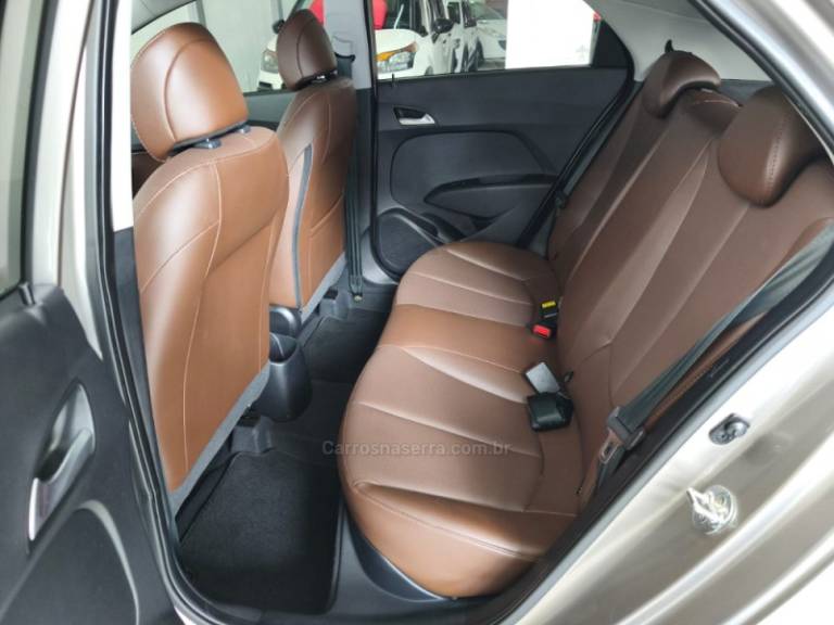 HYUNDAI - HB20X - 2018/2019 - Prata - R$ 78.900,00