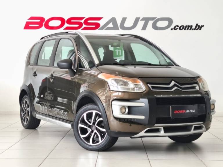 CITROËN - AIRCROSS - 2010/2011 - Marrom - R$ 34.900,00