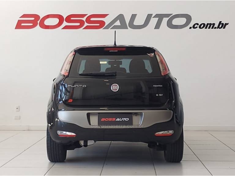 FIAT - PUNTO - 2014/2015 - Preta - R$ 45.900,00