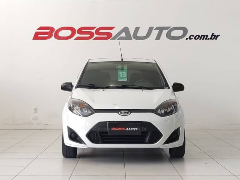 FORD - FIESTA - 2012/2013 - Branca - R$ 29.500,00