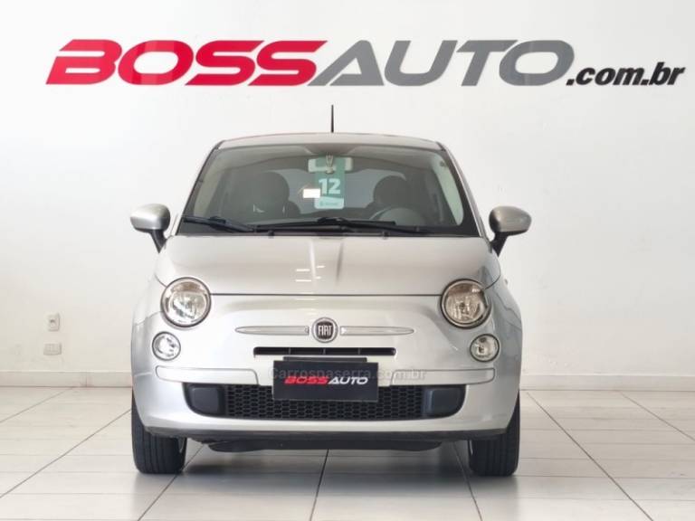 FIAT - 500 - 2011/2012 - Prata - R$ 39.900,00