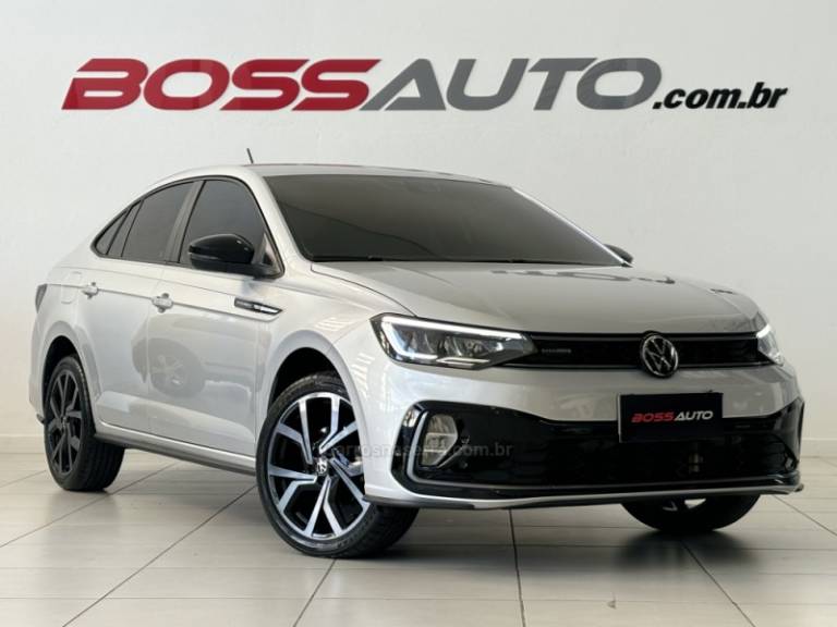 VOLKSWAGEN - VIRTUS - 2023/2024 - Prata - R$ 137.900,00