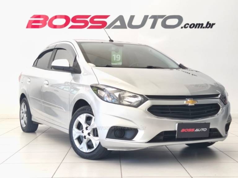 CHEVROLET - PRISMA - 2019/2019 - Prata - R$ 57.500,00